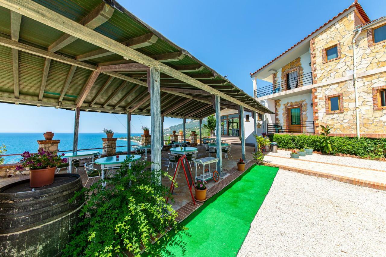Hotel "San Saena " Radhimë Exteriör bild